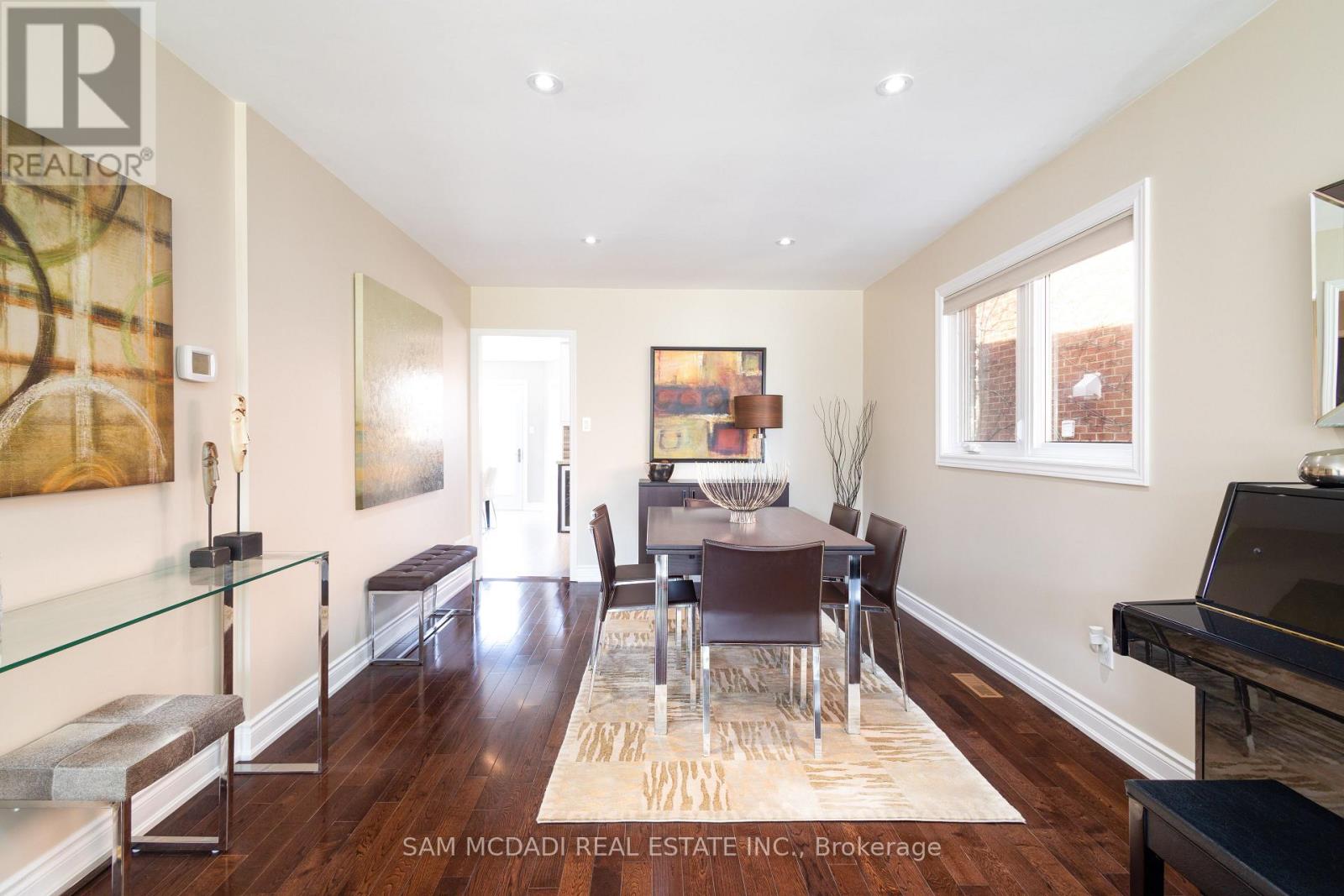 Property at 1555 SIR MONTY'S DRIVE image 5