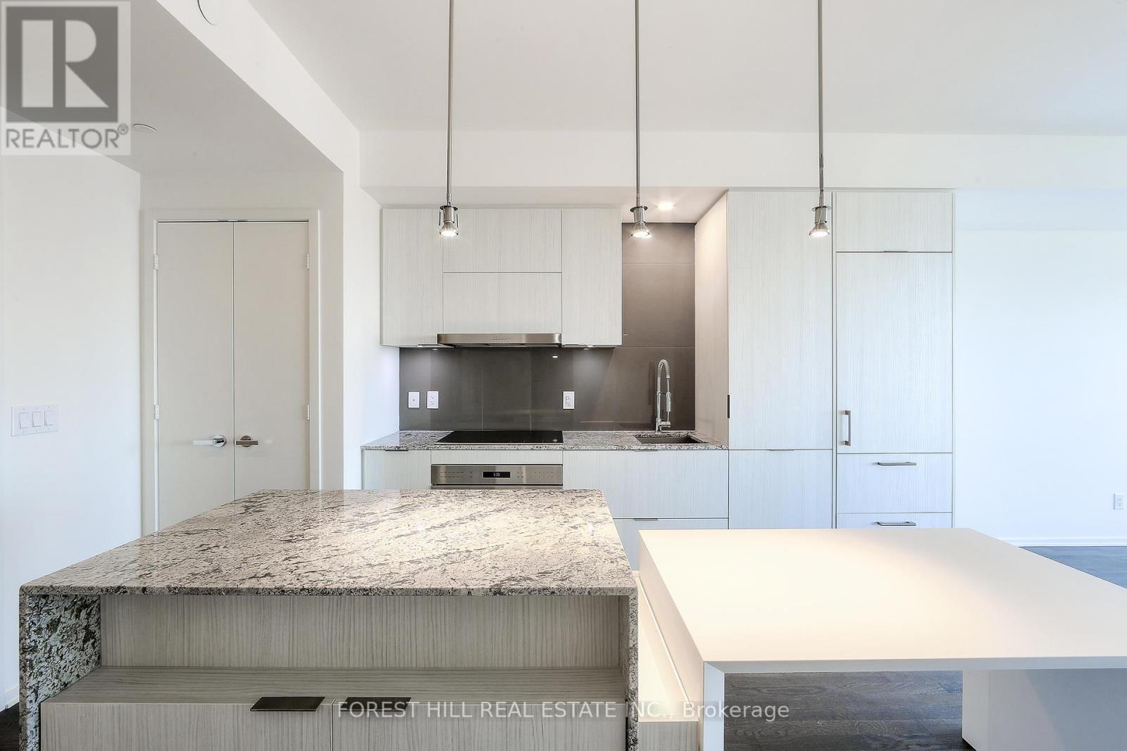 6508 - 1 Bloor Street E, Toronto, Ontario  M4W 0A8 - Photo 16 - C12128086