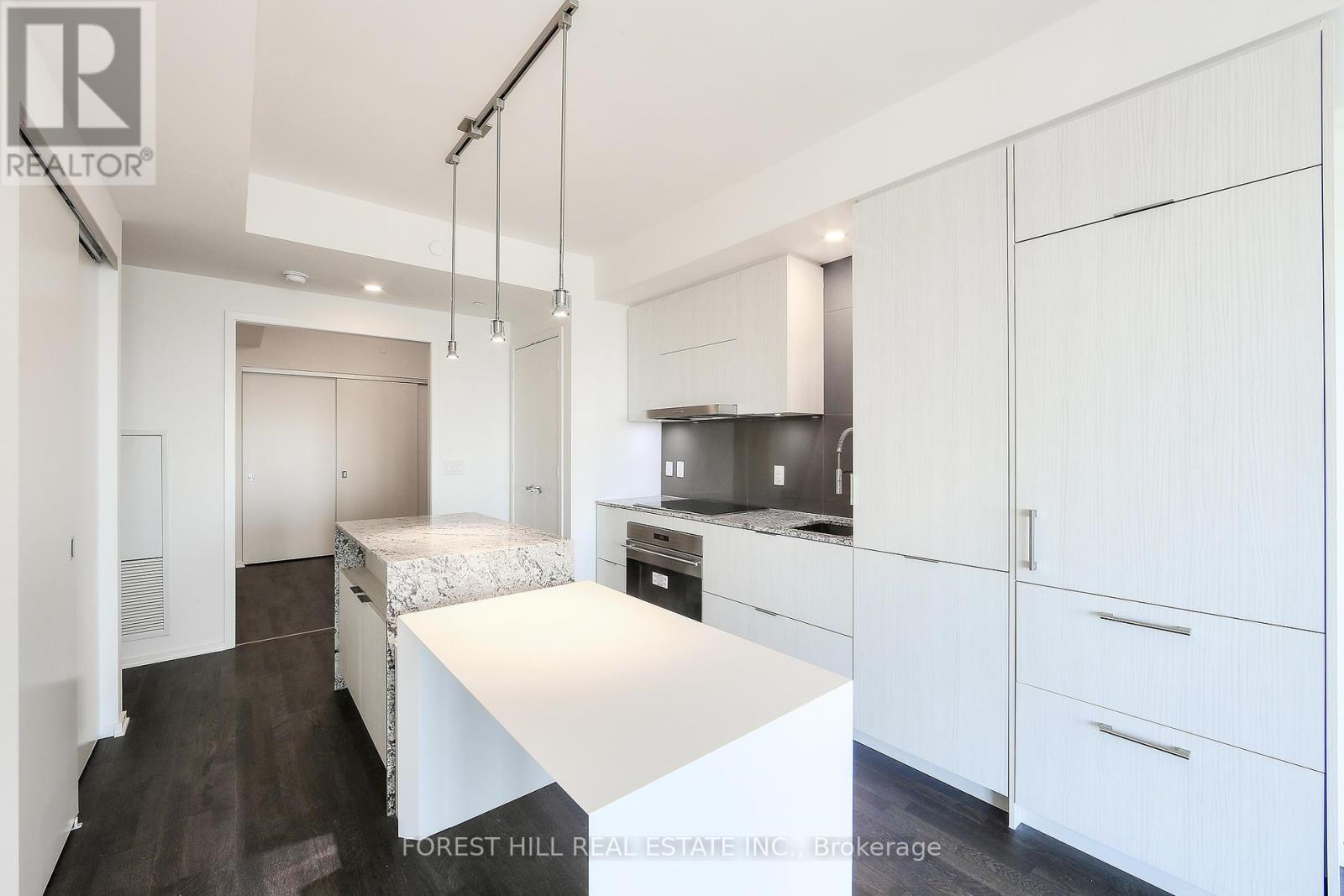 6508 - 1 Bloor Street E, Toronto, Ontario  M4W 0A8 - Photo 17 - C12128086