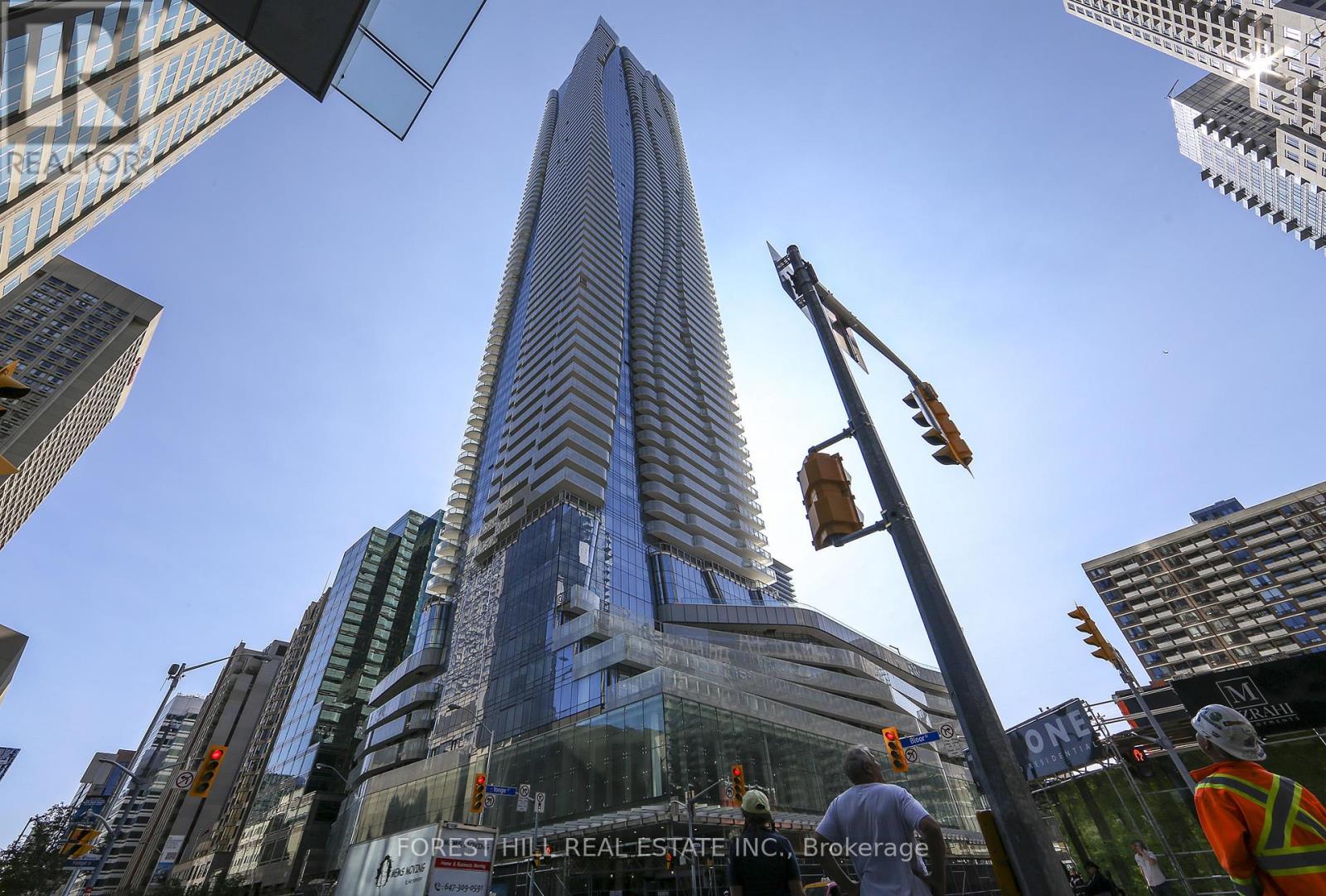 6508 - 1 Bloor Street E, Toronto, Ontario  M4W 0A8 - Photo 2 - C12128086