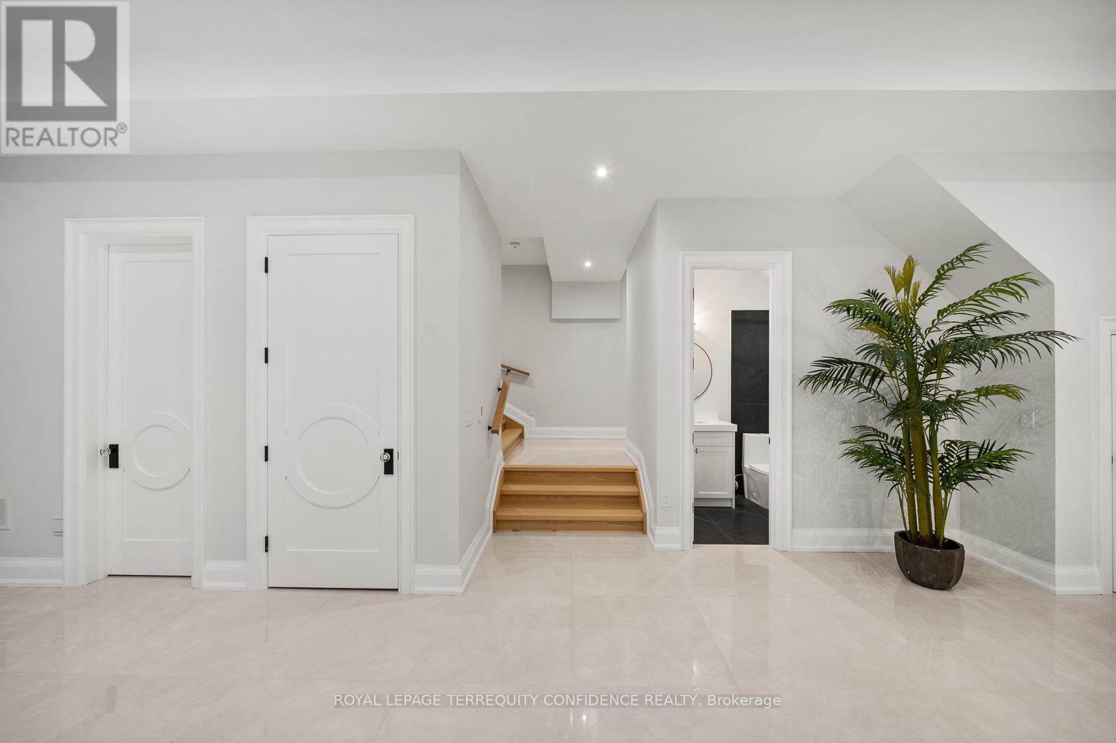 422 Hounslow Avenue, Toronto (Willowdale West), Ontario  M2R 1H6 - Photo 40 - C12128091