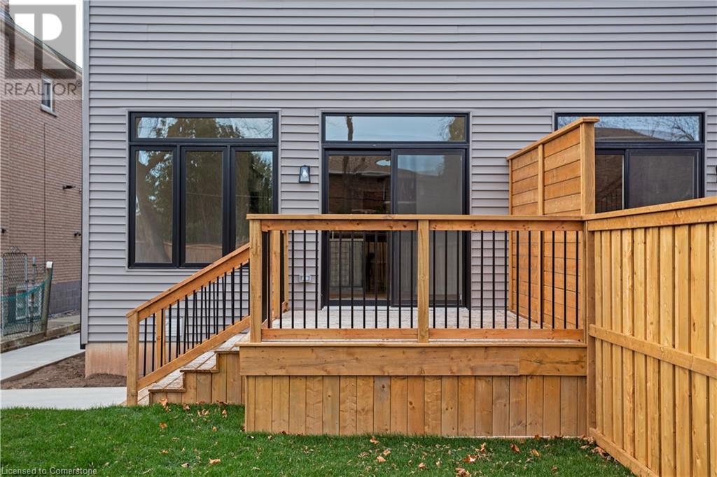 31 Dana Drive, Hamilton, Ontario  L9A 3H7 - Photo 18 - 40725427