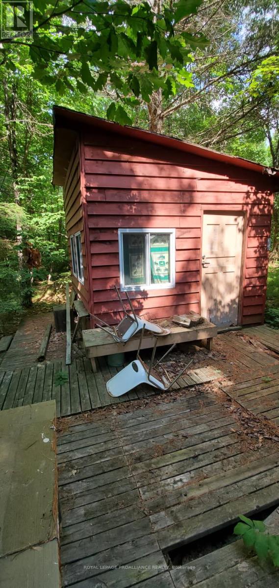 8 Clark Line Road, Addington Highlands (Addington Highlands), Ontario  K0H 1P0 - Photo 29 - X11989492