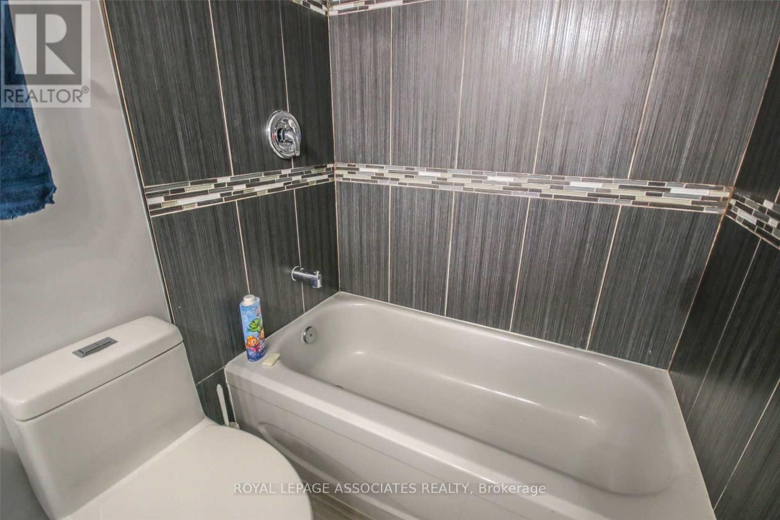 Lp11 - 2466 Eglinton Avenue E, Toronto (Eglinton East), Ontario  M1K 5J8 - Photo 22 - E12127918