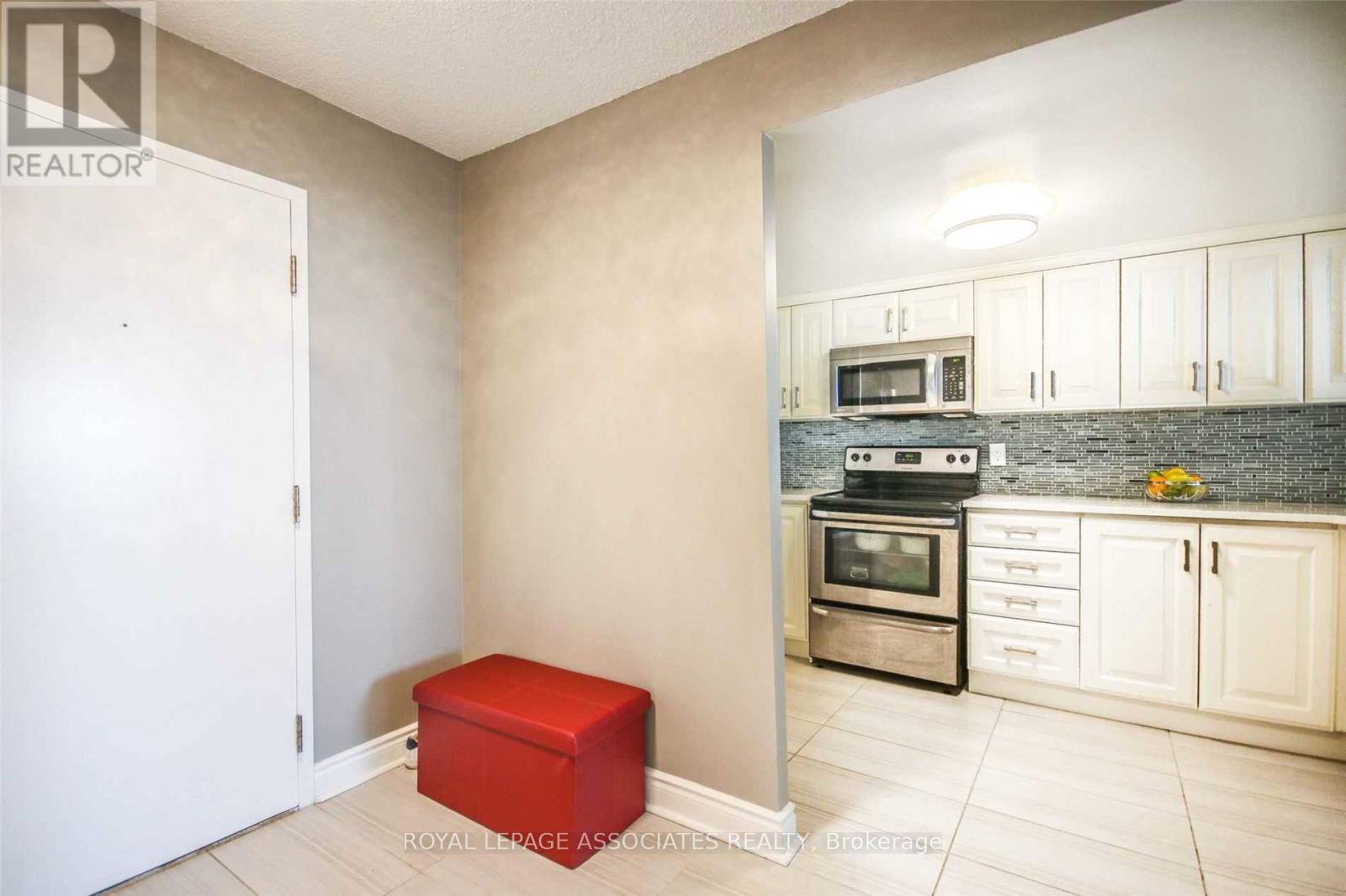 Lp11 - 2466 Eglinton Avenue E, Toronto (Eglinton East), Ontario  M1K 5J8 - Photo 4 - E12127918