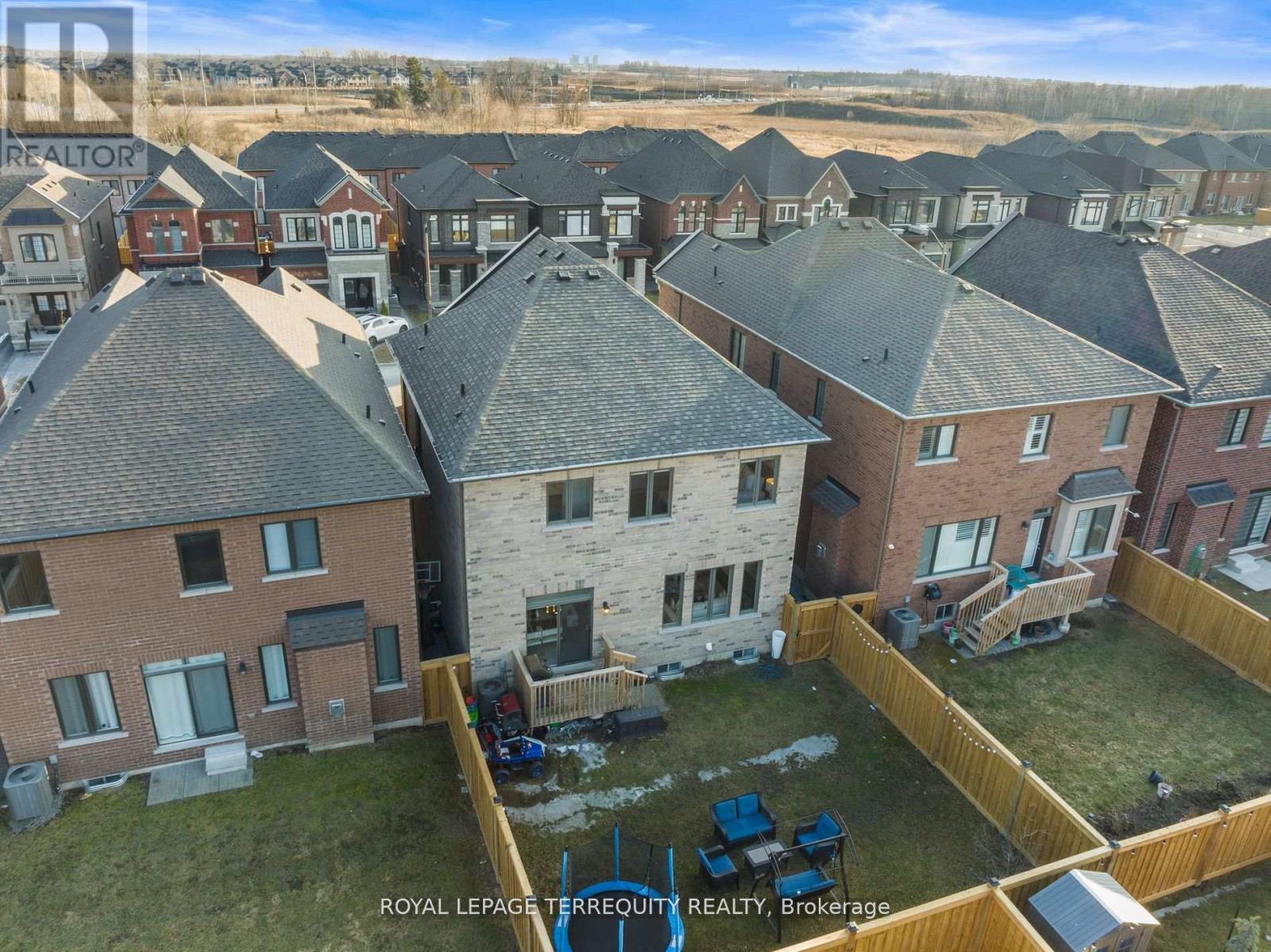24 Auckland Drive, Whitby, Ontario  L1P 0G6 - Photo 45 - E12127922