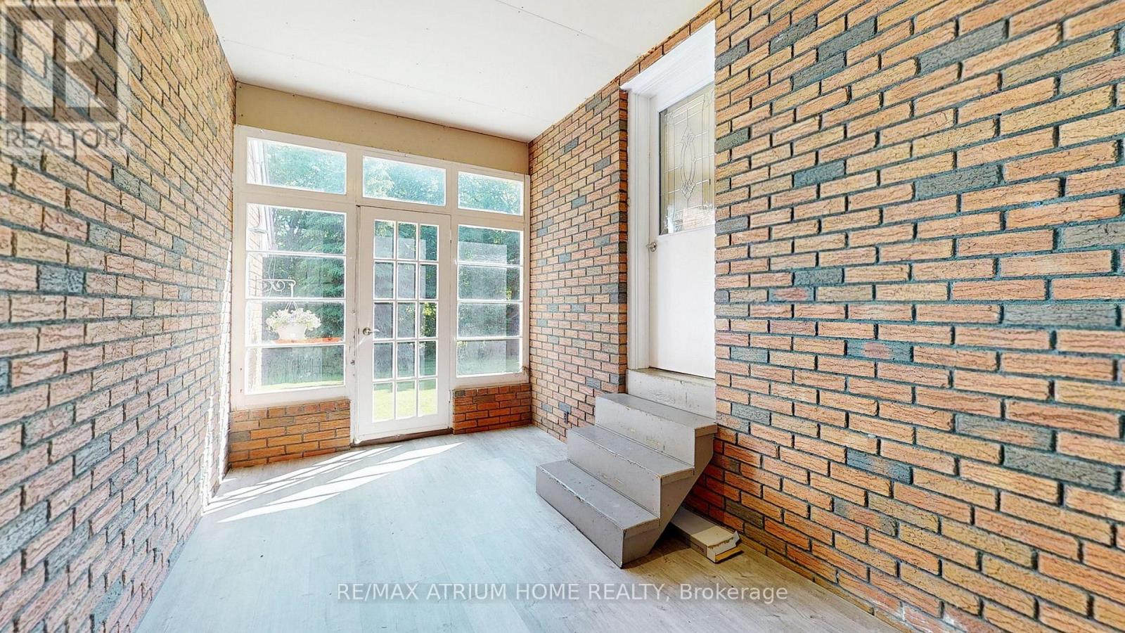 53 Pine Ridge Drive, Toronto, Ontario  M1M 2X6 - Photo 6 - E12128041