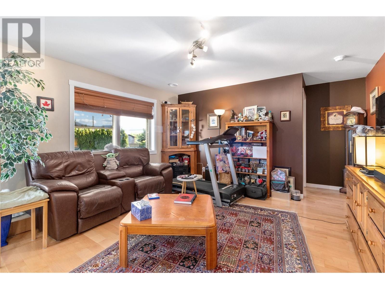 1493 Tanemura Crescent, Kelowna, British Columbia  V1P 1N8 - Photo 23 - 10346263