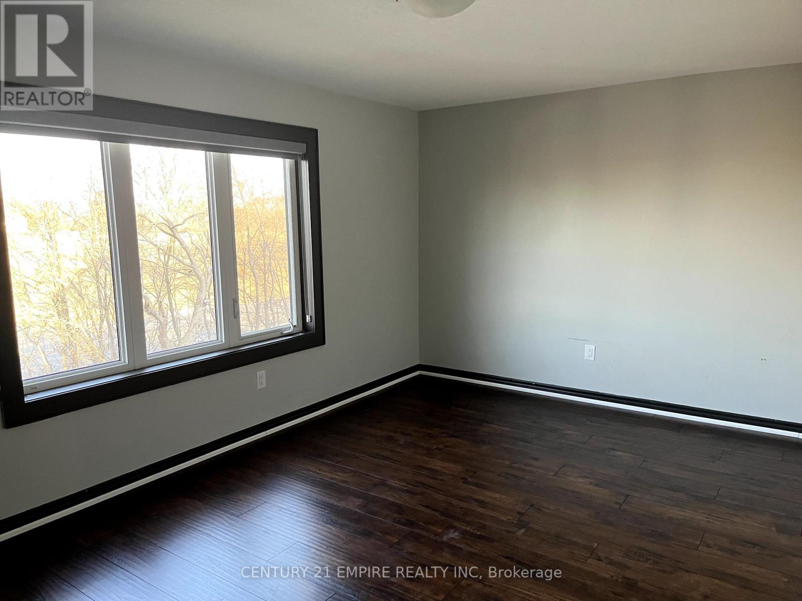 (Upper Level) - 149 Bilanski Farm Road, Brantford, Ontario  N3S 0J4 - Photo 14 - X12127829