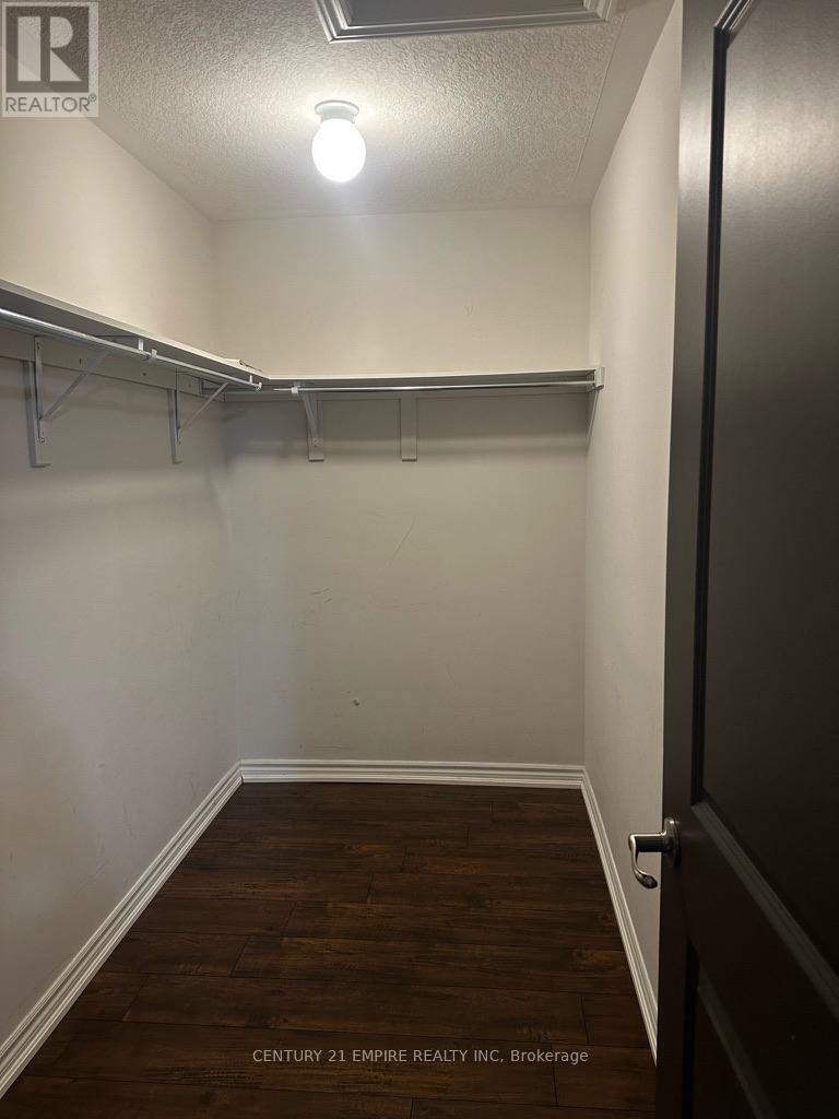 (Upper Level) - 149 Bilanski Farm Road, Brantford, Ontario  N3S 0J4 - Photo 15 - X12127829