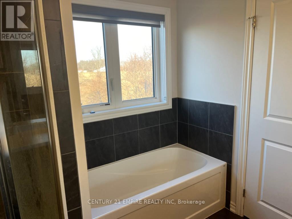 (Upper Level) - 149 Bilanski Farm Road, Brantford, Ontario  N3S 0J4 - Photo 17 - X12127829