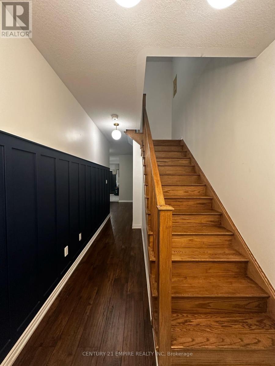 (Upper Level) - 149 Bilanski Farm Road, Brantford, Ontario  N3S 0J4 - Photo 2 - X12127829