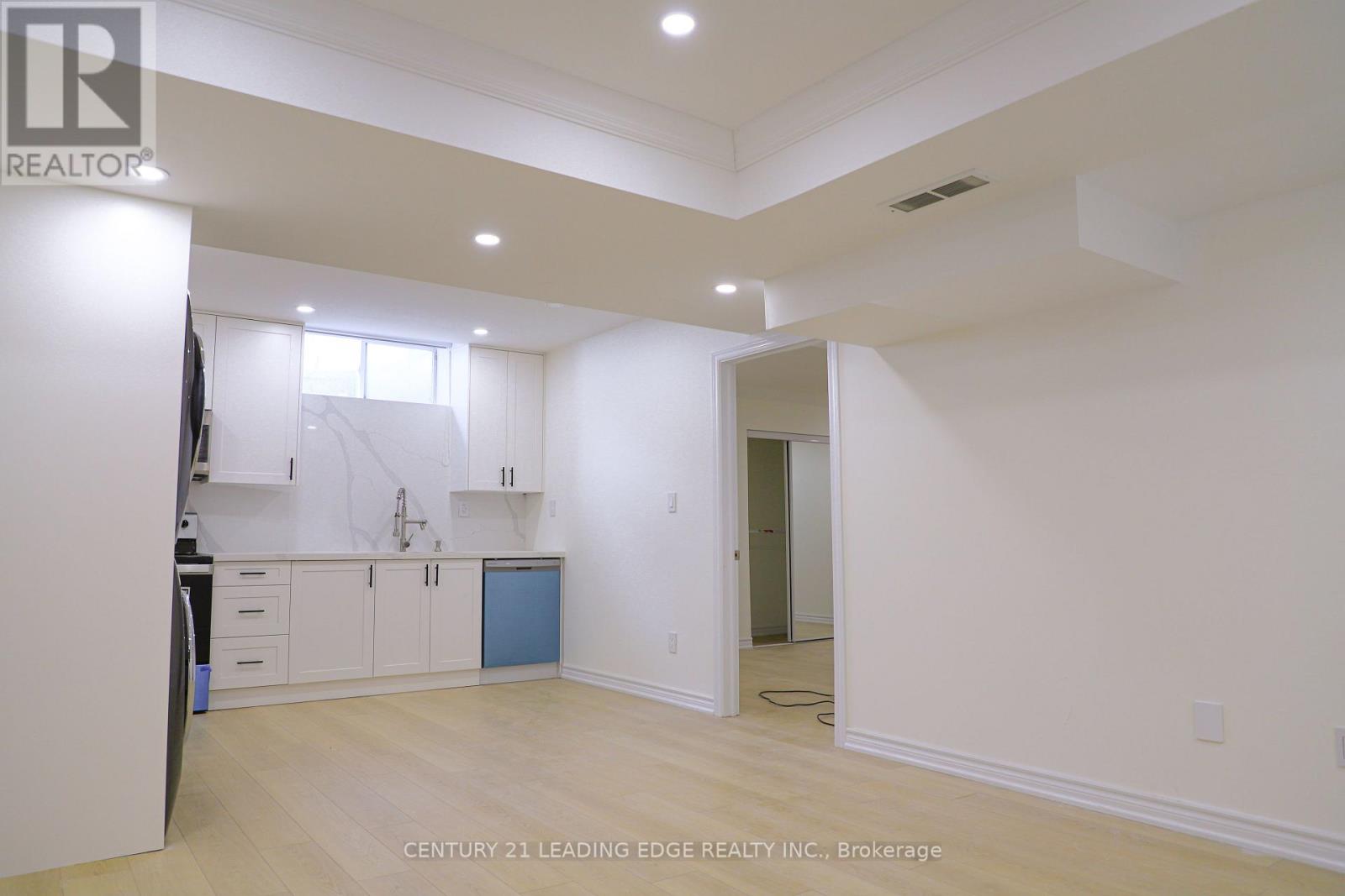 Bsmt 2 - 38 Oak Avenue, Richmond Hill, Ontario  L4C 6R7 - Photo 6 - N12127921