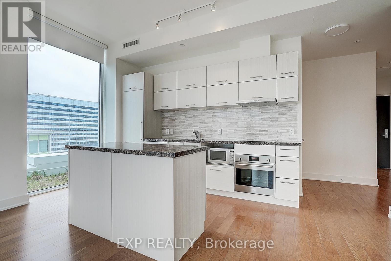 J803 - 8081 Birchmount Road, Markham, Ontario  L6G 0G5 - Photo 7 - N12127978
