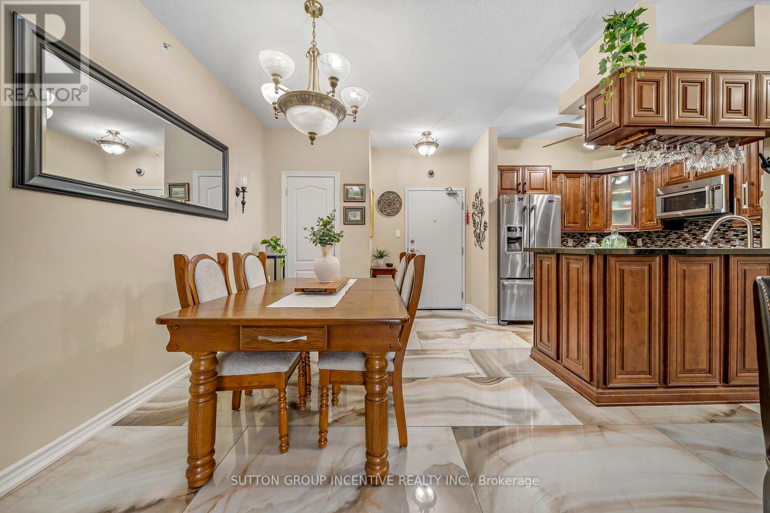 107 - 42 Ferndale Drive S, Barrie, Ontario  L4N 2M5 - Photo 14 - S12127929