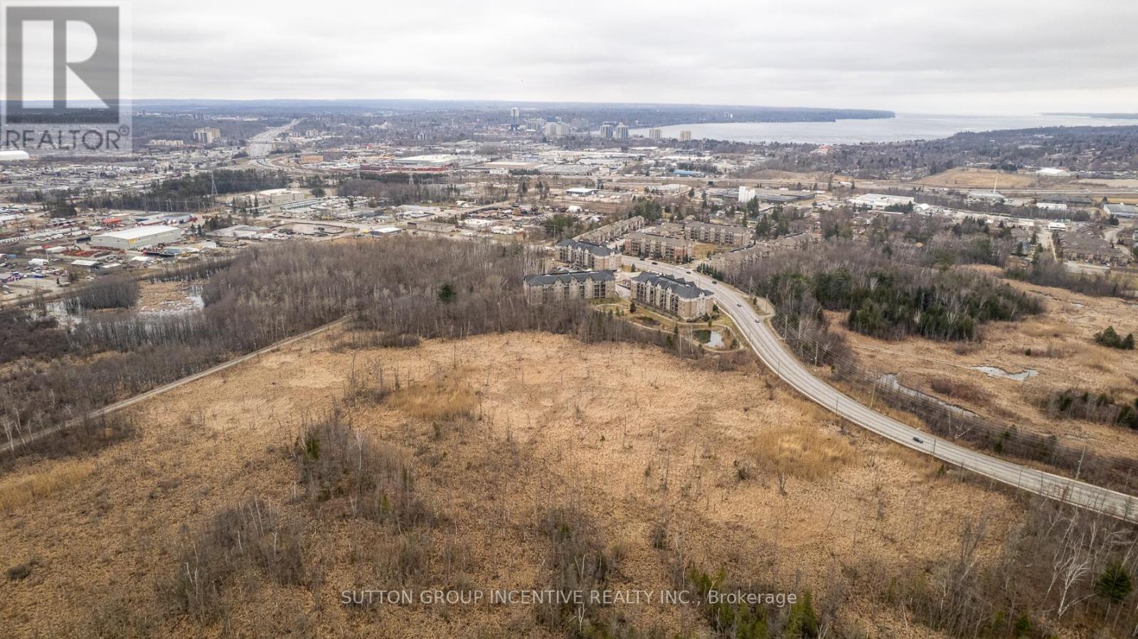 107 - 42 Ferndale Drive S, Barrie, Ontario  L4N 2M5 - Photo 39 - S12127929
