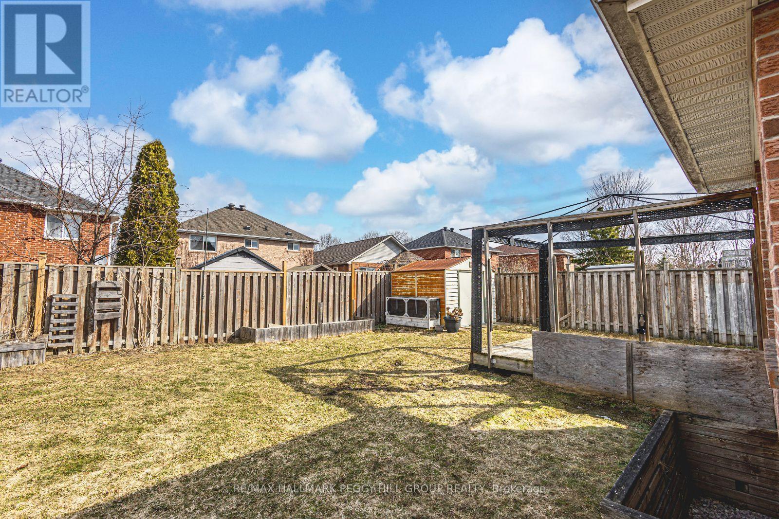 70 Hurst Drive, Barrie (Bayshore), Ontario  L4N 8K4 - Photo 17 - S12127930