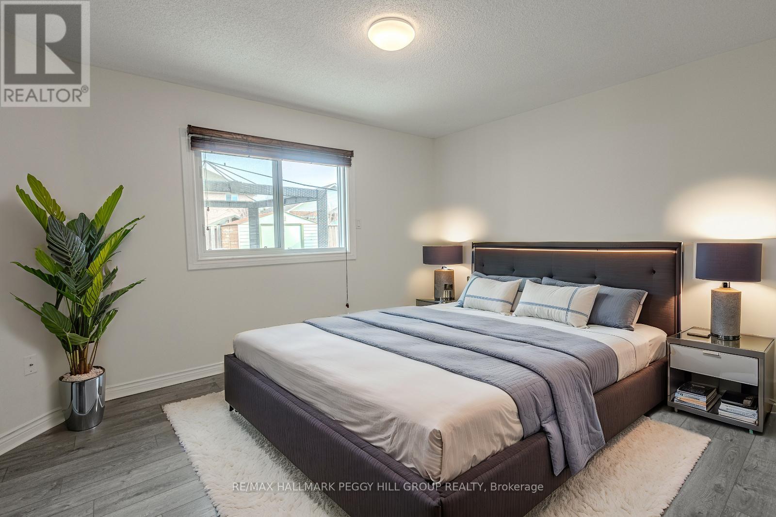 70 Hurst Drive, Barrie (Bayshore), Ontario  L4N 8K4 - Photo 7 - S12127930