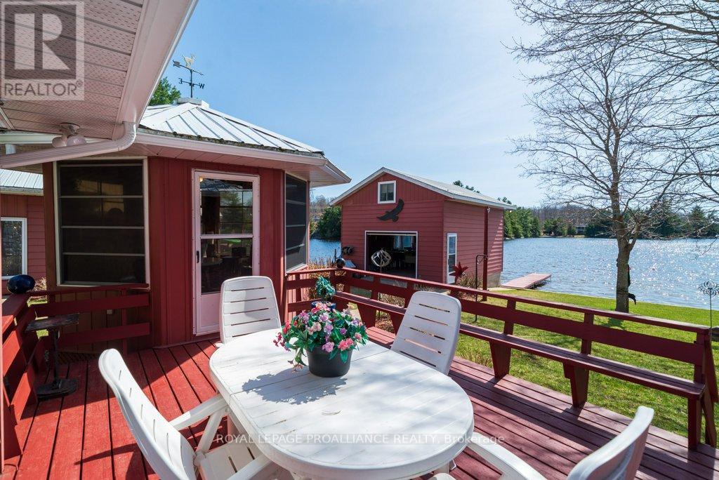 1063 Perry Road, Frontenac, Ontario  K0H 1K0 - Photo 25 - X12128130