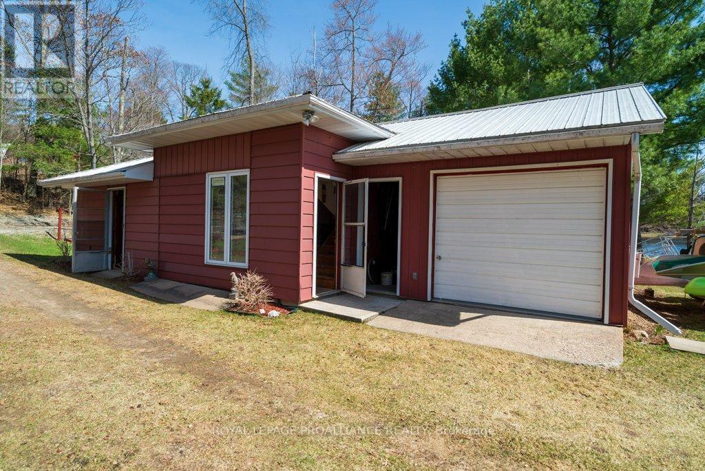 1063 Perry Road, Frontenac, Ontario  K0H 1K0 - Photo 32 - X12128130
