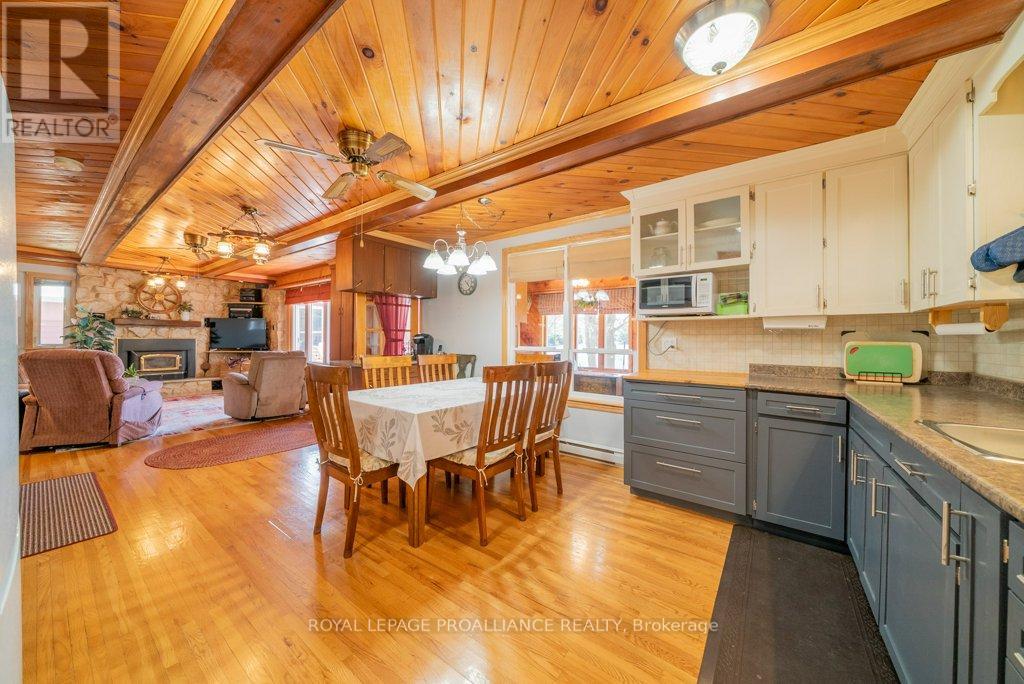 1063 Perry Road, Frontenac, Ontario  K0H 1K0 - Photo 9 - X12128130
