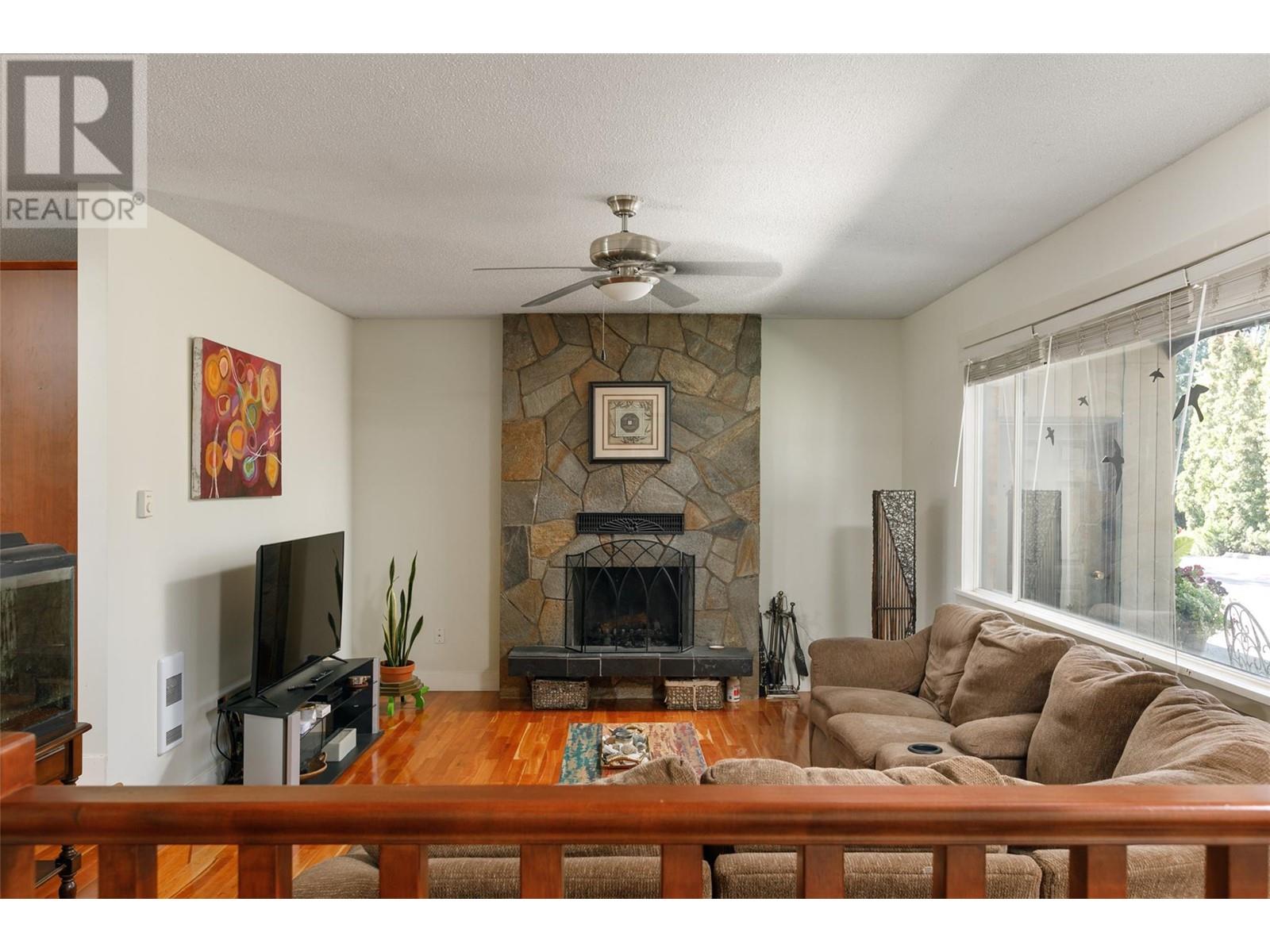 Property at 2351 Gallagher Road image 3