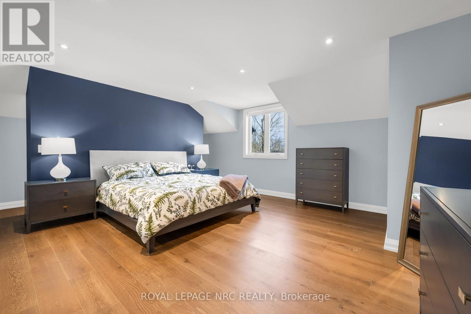 8 Hilda Street, Welland, Ontario  L3C 0H3 - Photo 22 - X12128181