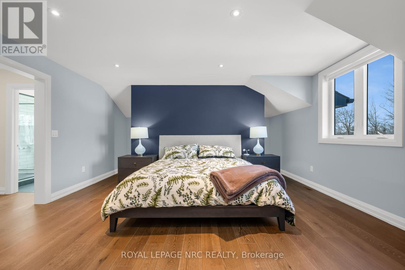 8 Hilda Street, Welland (N. Welland), Ontario  L3C 0H3 - Photo 24 - X12128181