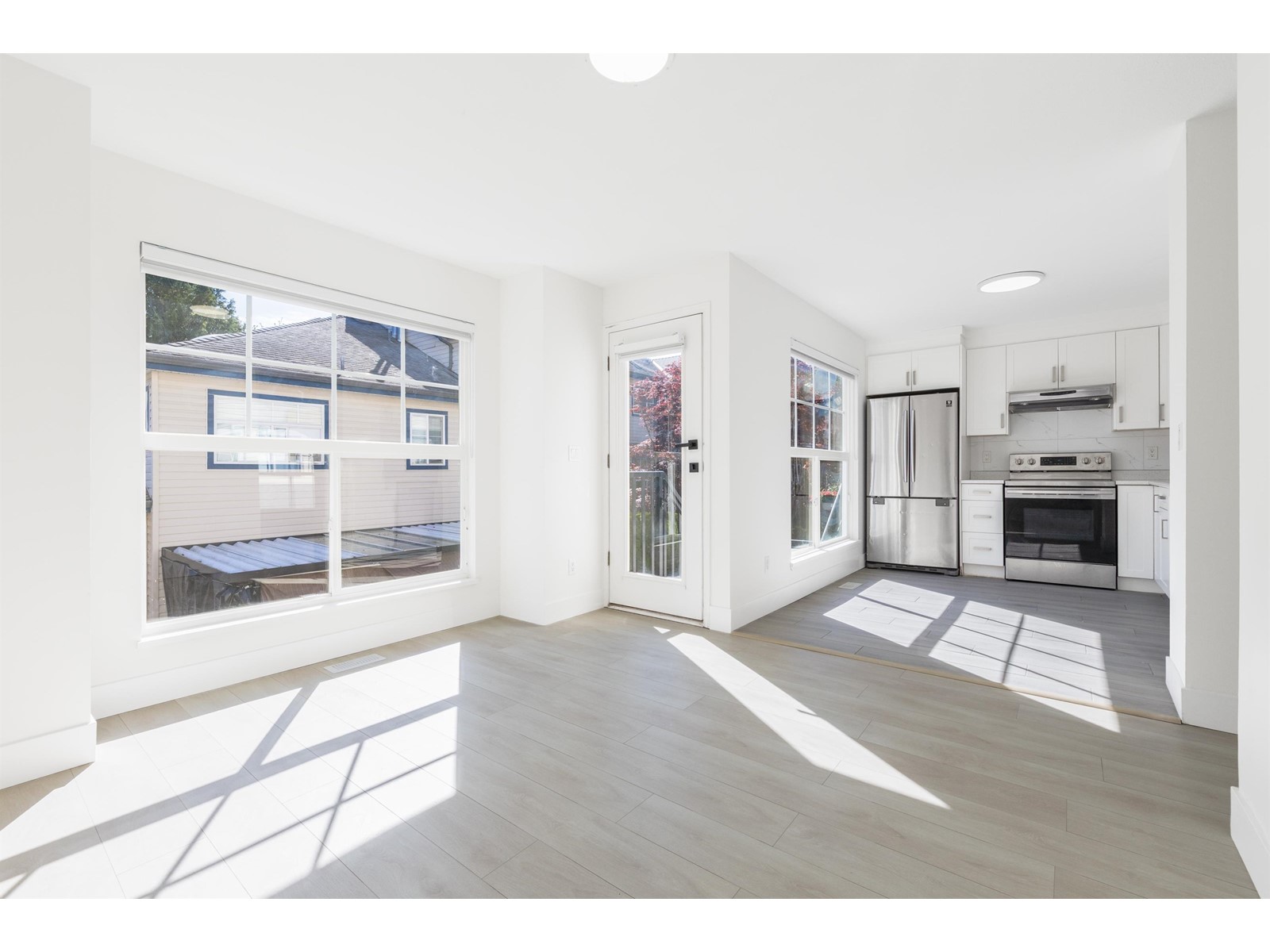 203 9118 149 Street, Surrey, British Columbia  V3R 3Z6 - Photo 7 - R2998732