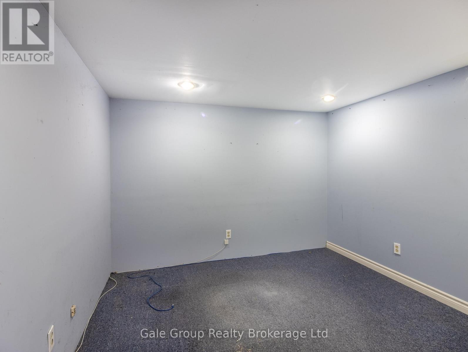 8 South Street, Norwich, Ontario  N0J 1P0 - Photo 11 - X12128152