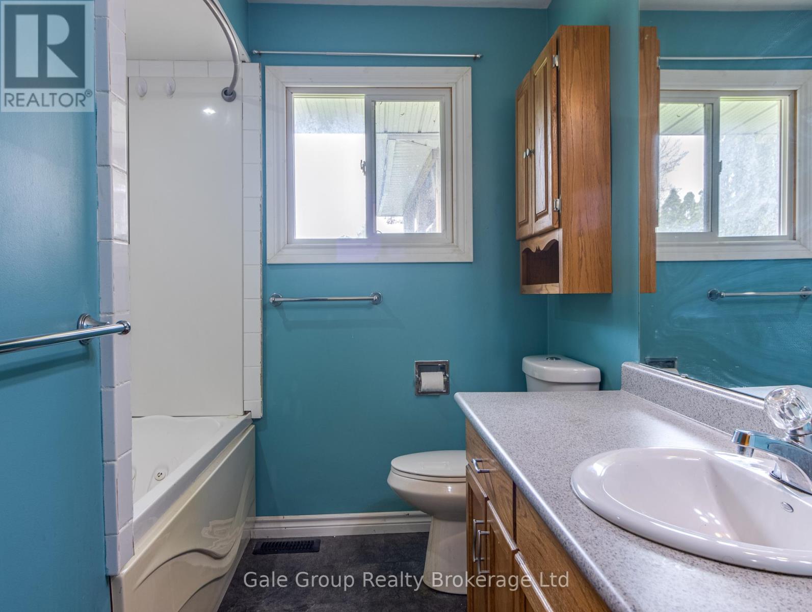 8 South Street, Norwich, Ontario  N0J 1P0 - Photo 4 - X12128152
