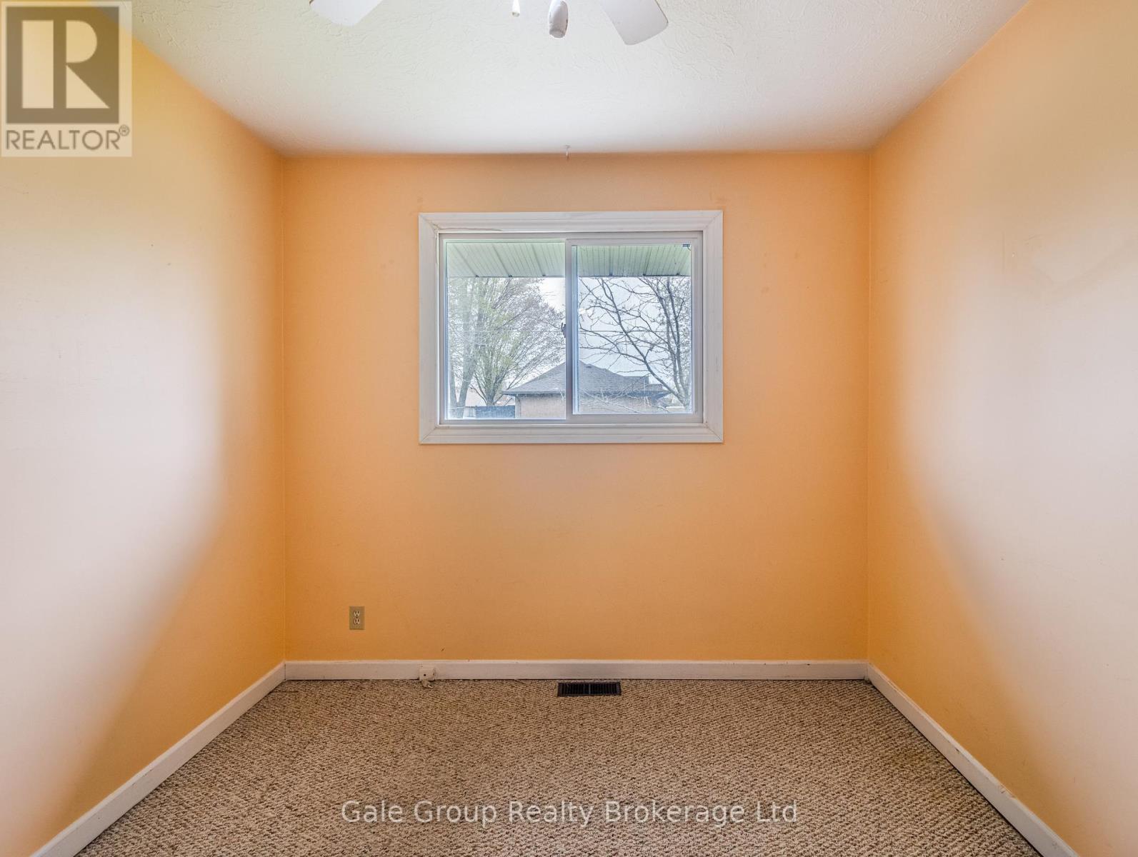 8 South Street, Norwich, Ontario  N0J 1P0 - Photo 7 - X12128152