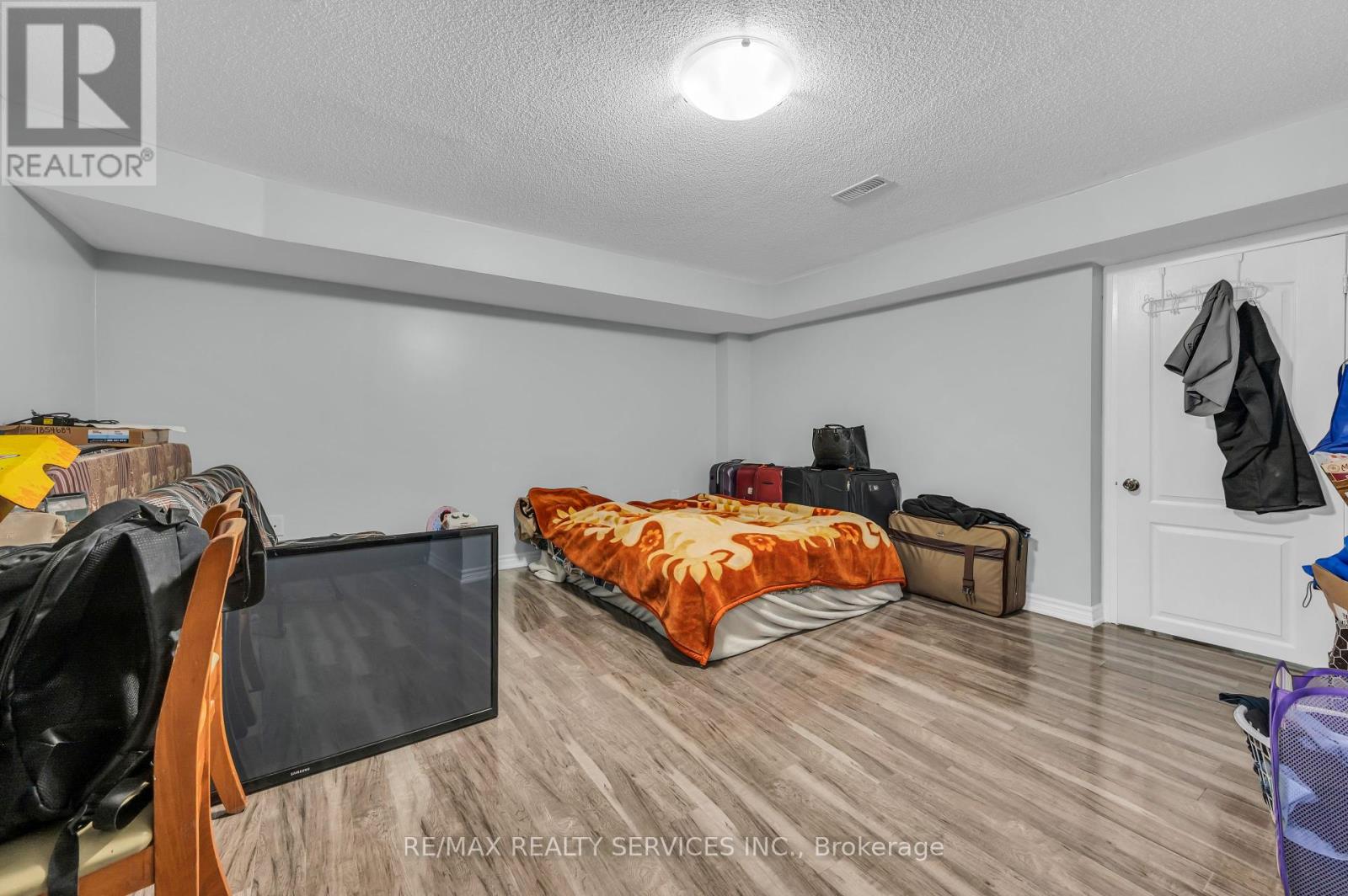 54 Delambray Street, Brampton (Sandringham-Wellington), Ontario  L6R 3R2 - Photo 37 - W12127974