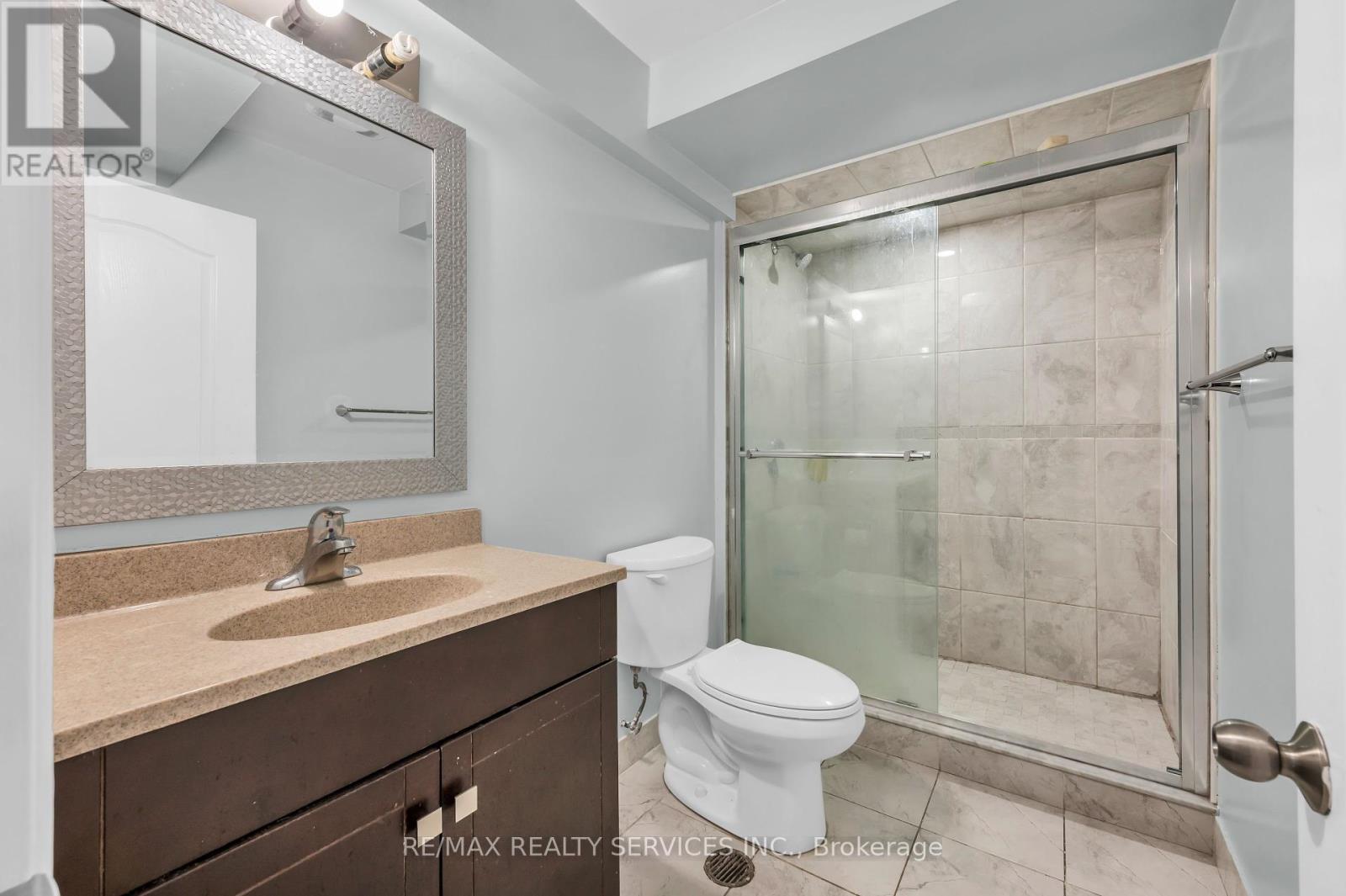 54 Delambray Street, Brampton (Sandringham-Wellington), Ontario  L6R 3R2 - Photo 39 - W12127974