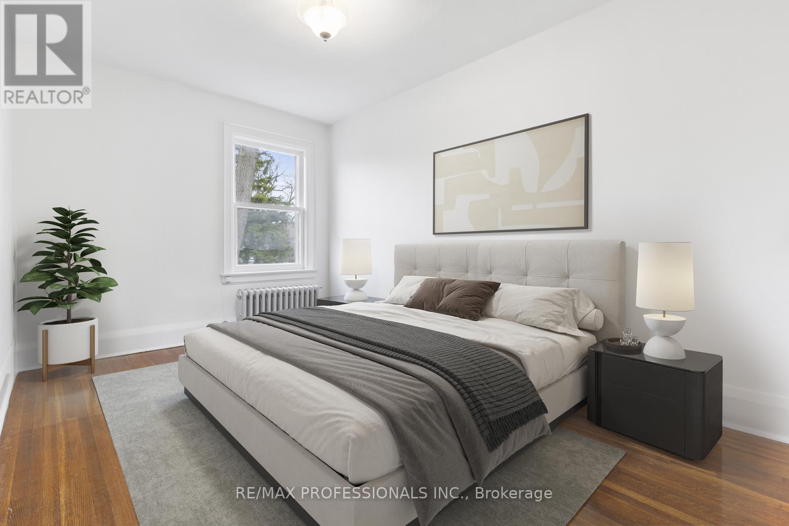 377 Armadale Avenue, Toronto, Ontario  M6S 3X7 - Photo 17 - W12128023