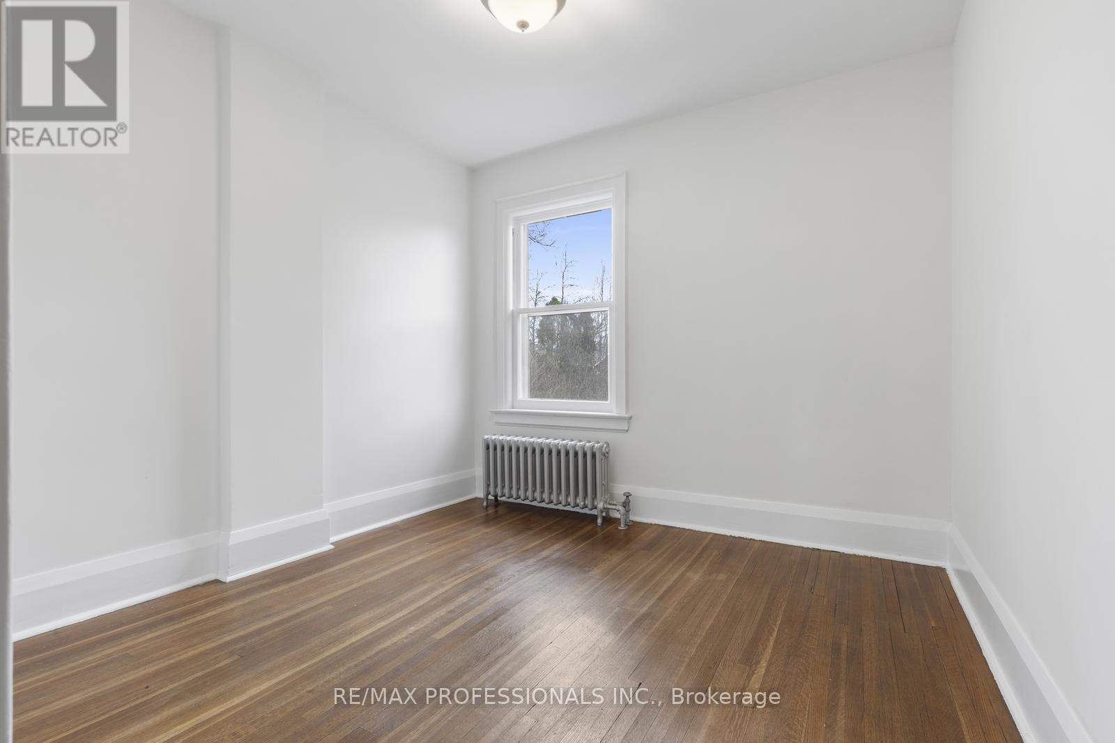 377 Armadale Avenue, Toronto, Ontario  M6S 3X7 - Photo 23 - W12128023