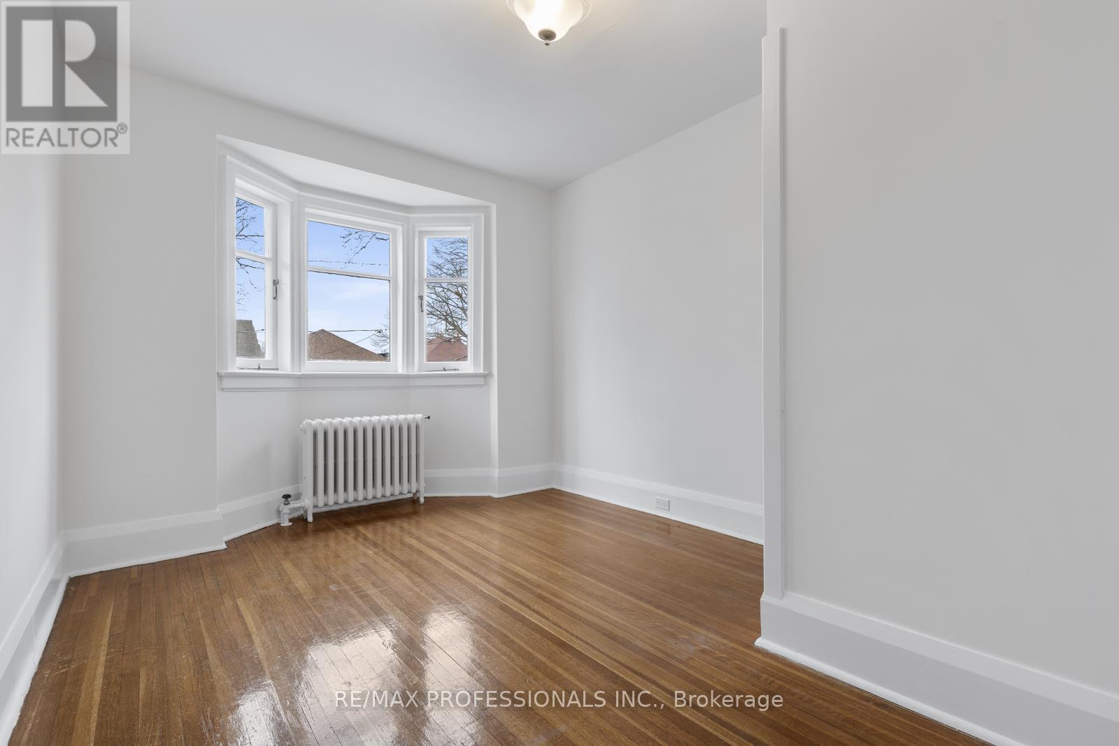 377 Armadale Avenue, Toronto, Ontario  M6S 3X7 - Photo 24 - W12128023