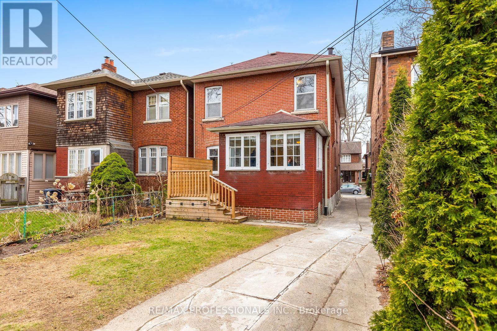 377 Armadale Avenue, Toronto, Ontario  M6S 3X7 - Photo 28 - W12128023