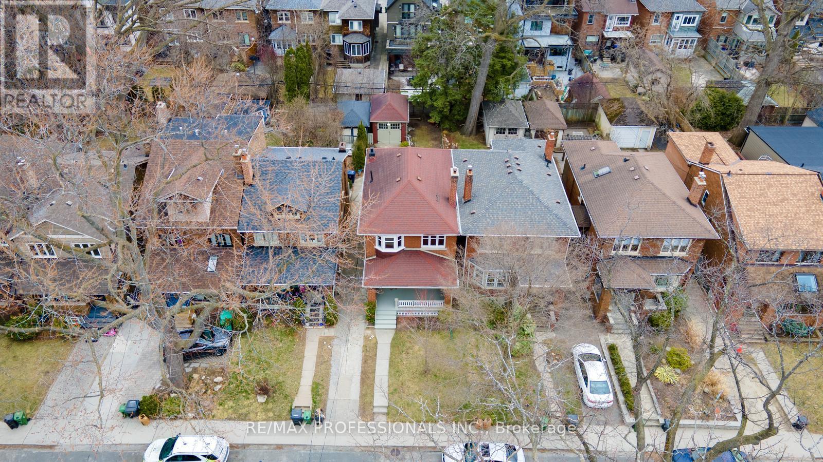 377 Armadale Avenue, Toronto, Ontario  M6S 3X7 - Photo 32 - W12128023