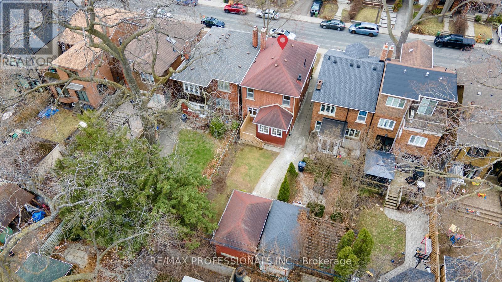 377 Armadale Avenue, Toronto, Ontario  M6S 3X7 - Photo 37 - W12128023