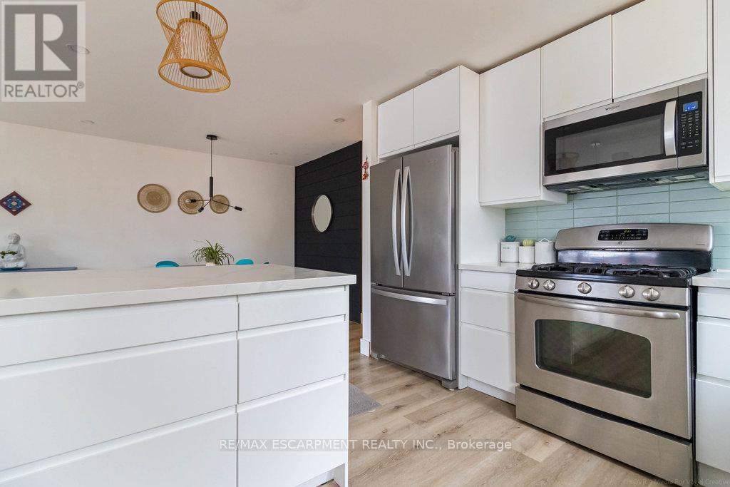 3346 Hannibal Road, Burlington (Palmer), Ontario  L7M 1R7 - Photo 15 - W12128083