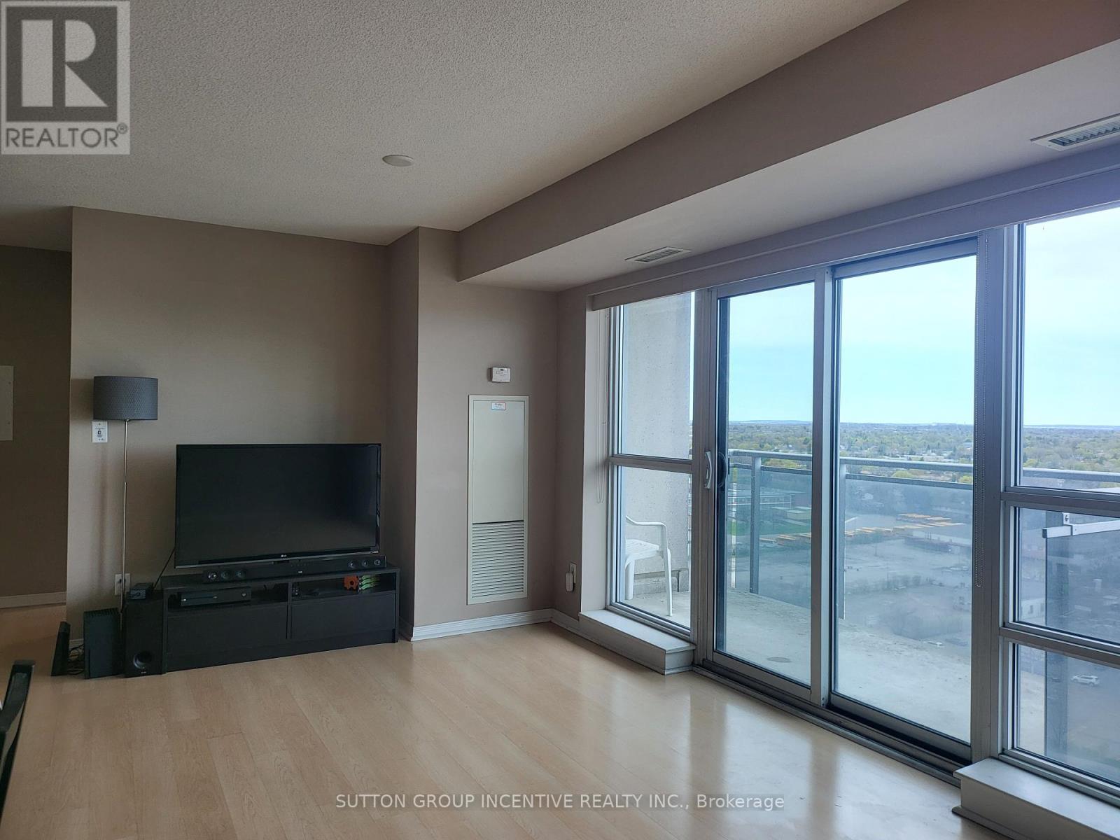 Property at 1811 - 215 QUEEN STREET E image 4