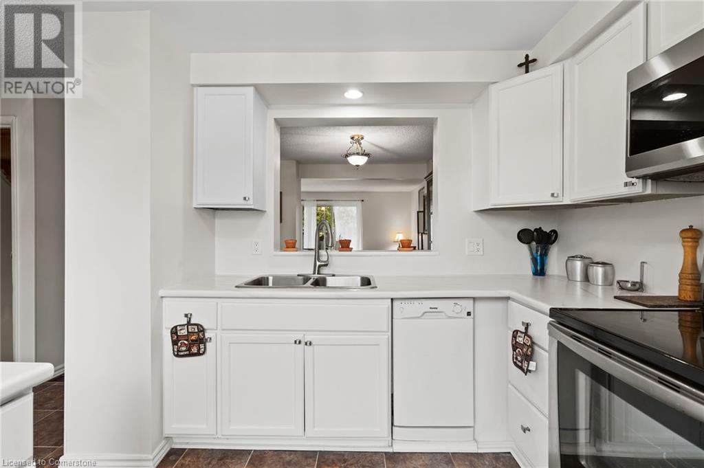 6767 Thorold Stone Road Unit# 45, Niagara Falls, Ontario  L2J 3W9 - Photo 6 - 40724465