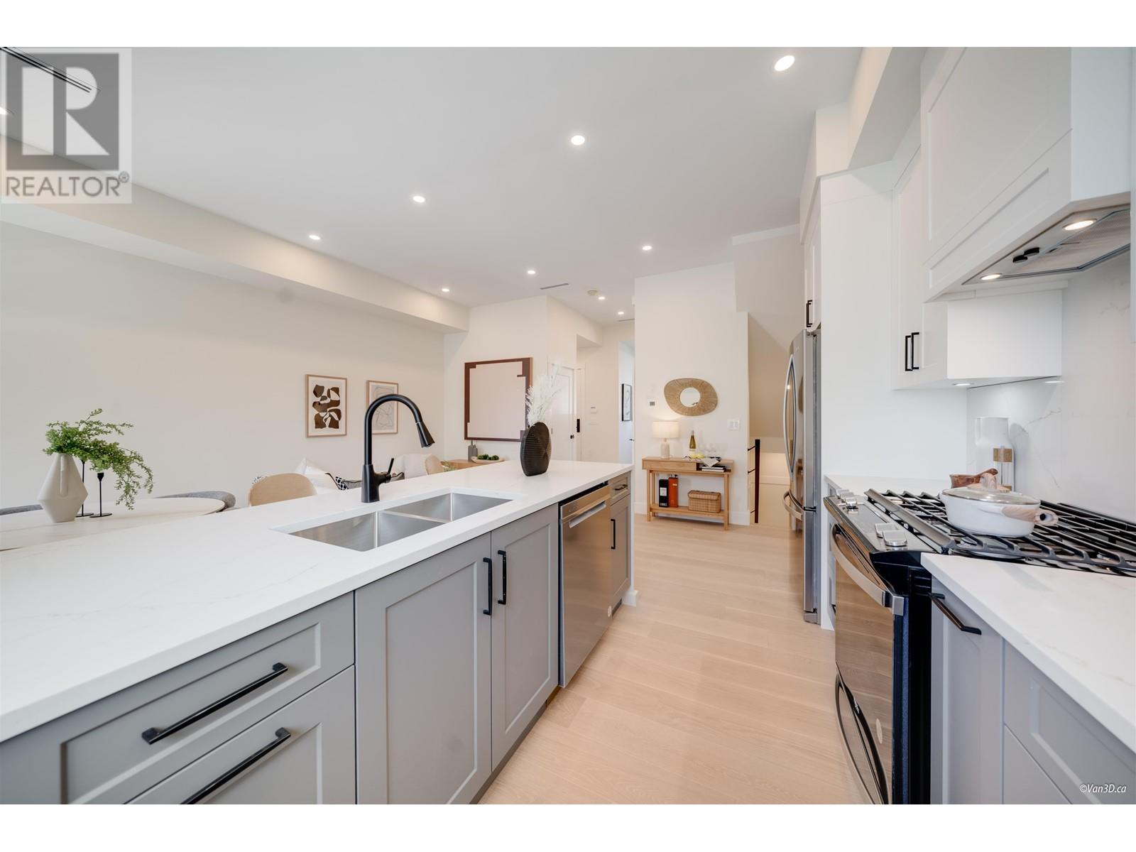 105 235 Lebleu Street, Coquitlam, British Columbia  V3K 4L7 - Photo 14 - R2998918