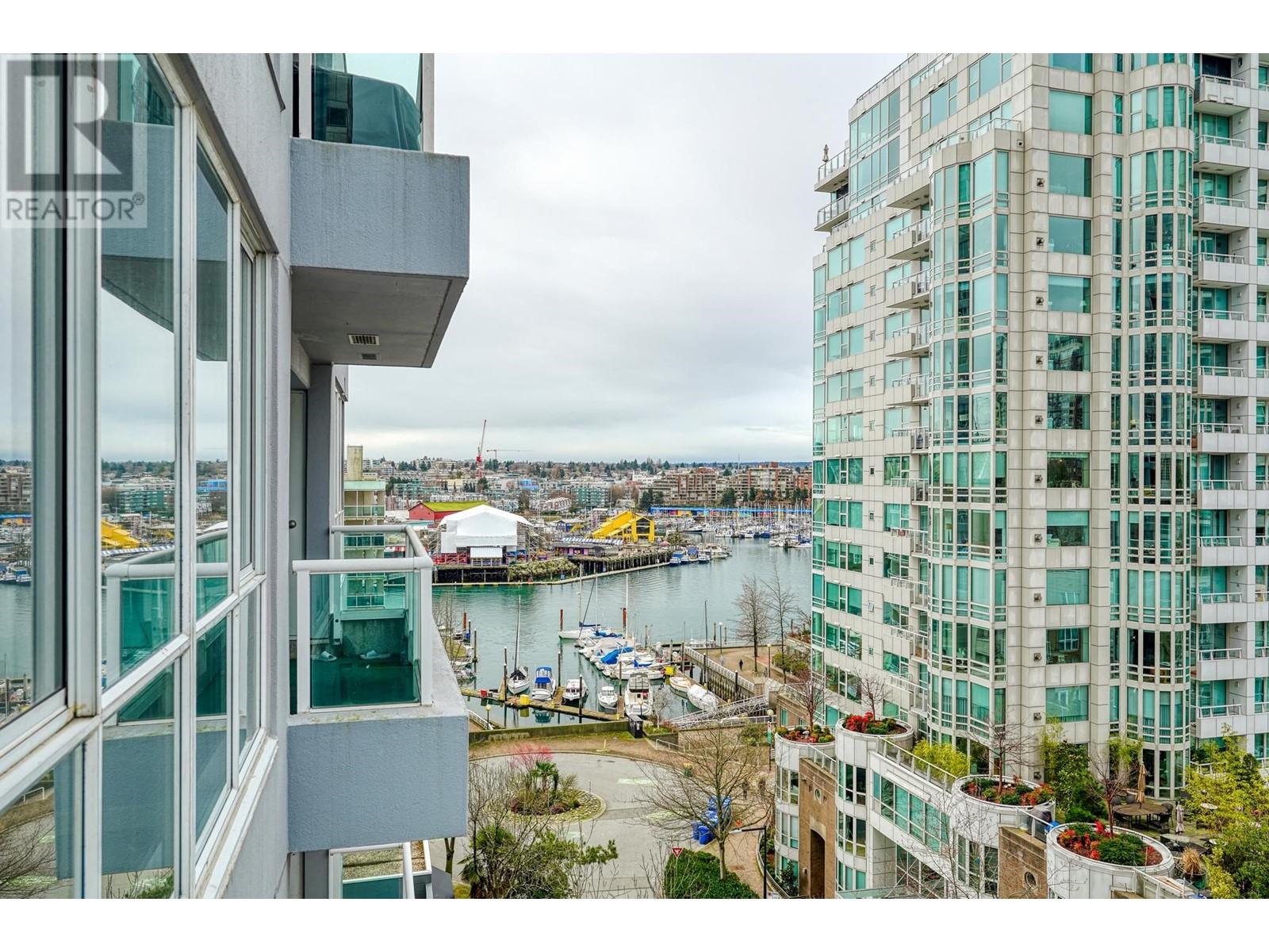 902 1500 Howe Street, Vancouver, British Columbia  V6Z 2N1 - Photo 1 - R2998938