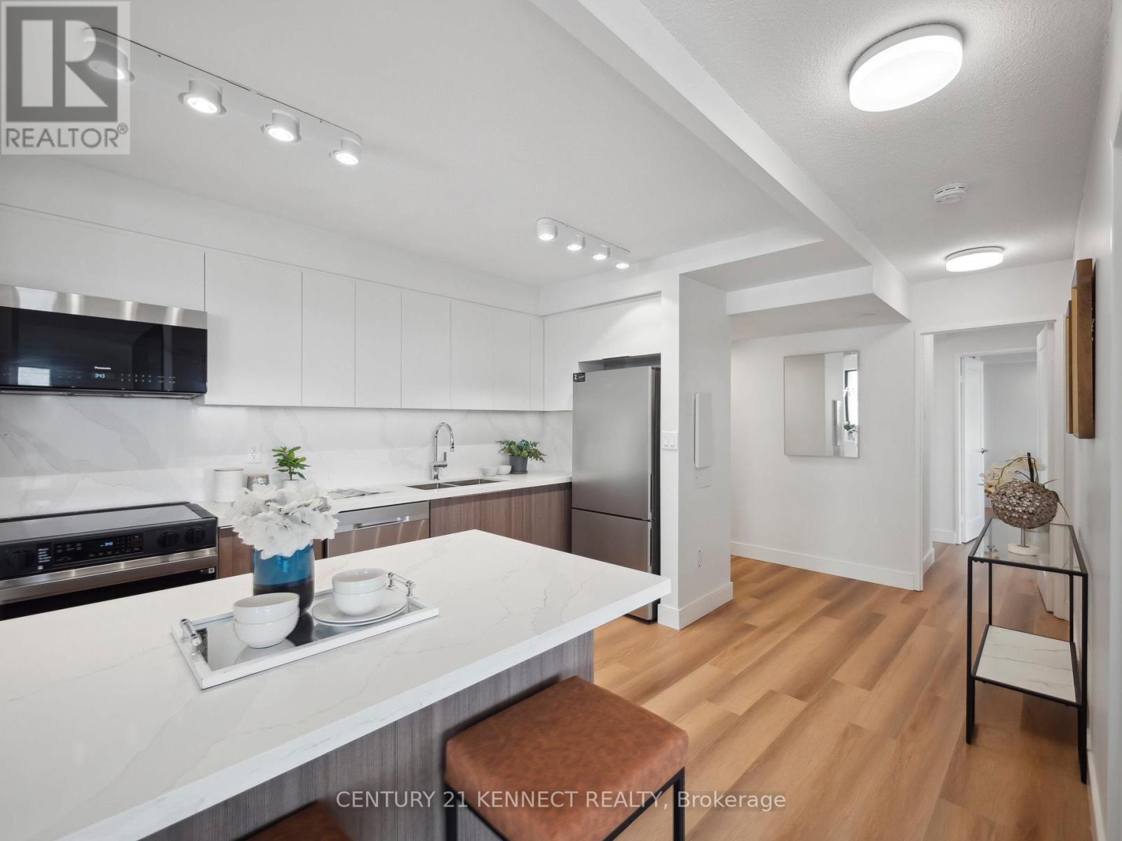 1009 - 8111 Yonge Street, Markham, Ontario  L3T 4V9 - Photo 11 - N12104660