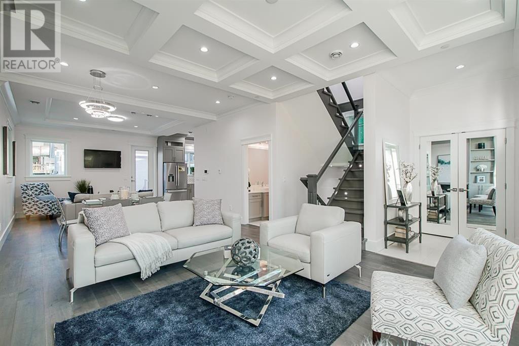 Property at 2768 E 25TH AVENUE image 3