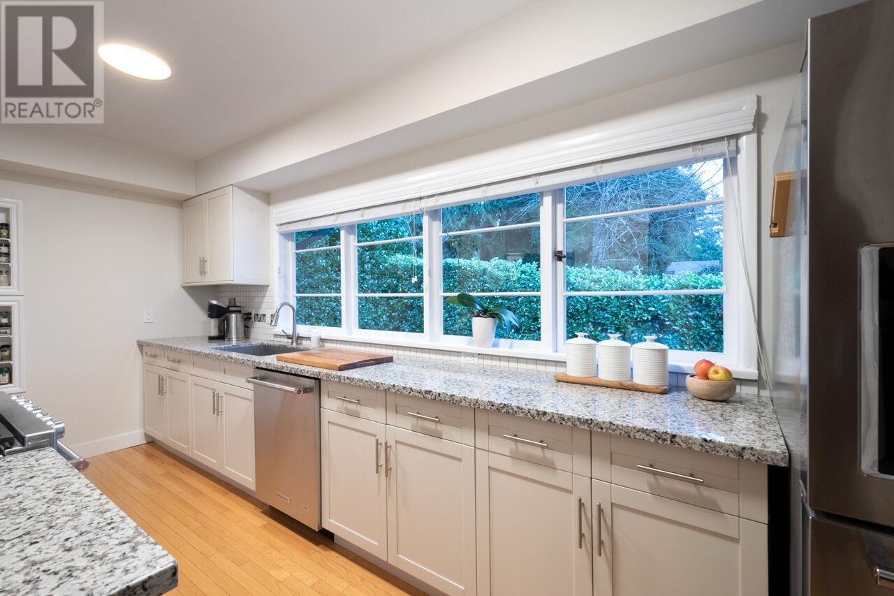 1310 29th Street, West Vancouver, British Columbia  V7V 4M6 - Photo 15 - R2998860