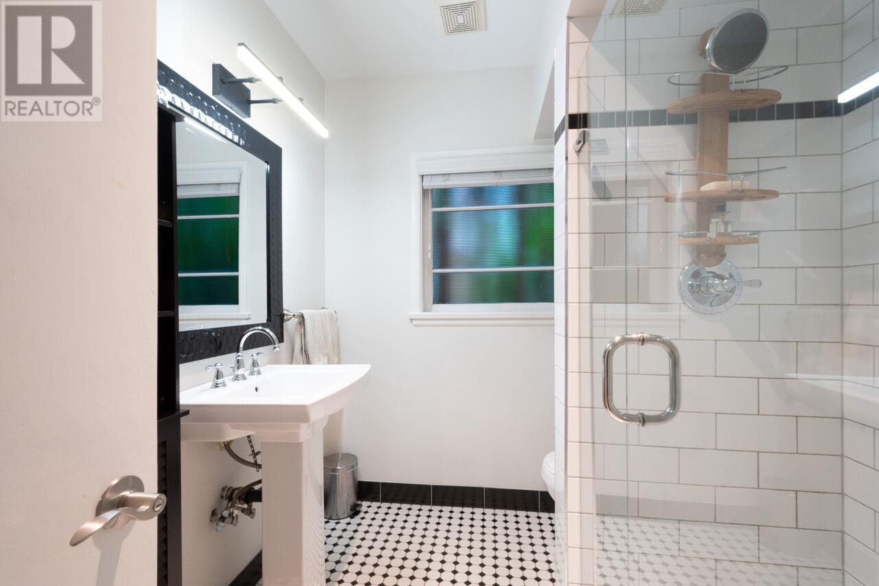 1310 29th Street, West Vancouver, British Columbia  V7V 4M6 - Photo 17 - R2998860