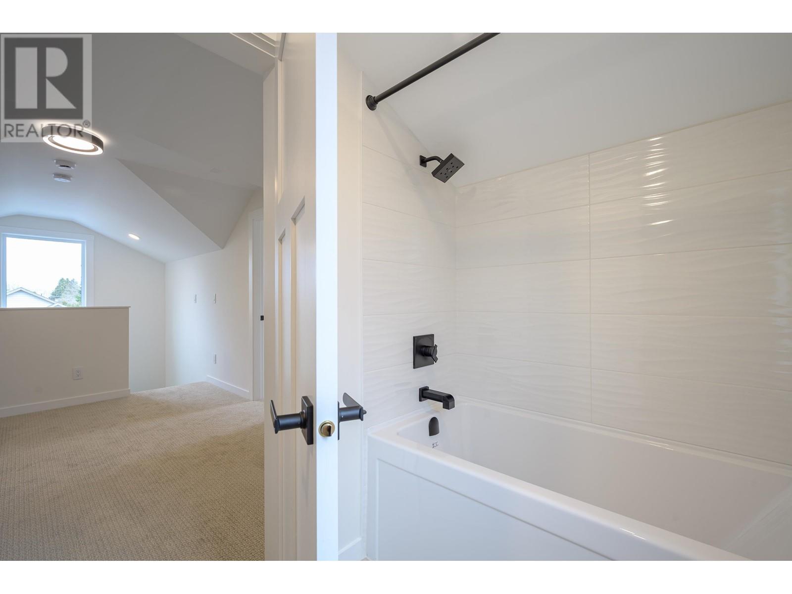 4428 46b Street, Delta, British Columbia  V4K 2M9 - Photo 29 - R2998889